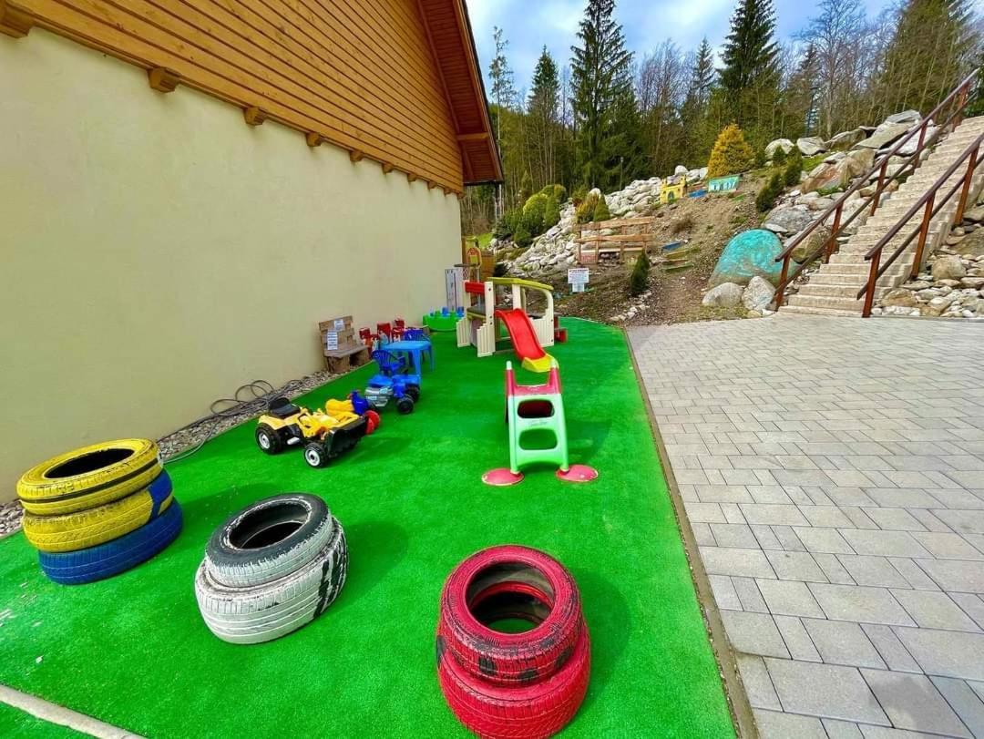 Chaty A Apartmany Kuria Na Taloch, Tale - Chopok Juh Exterior photo