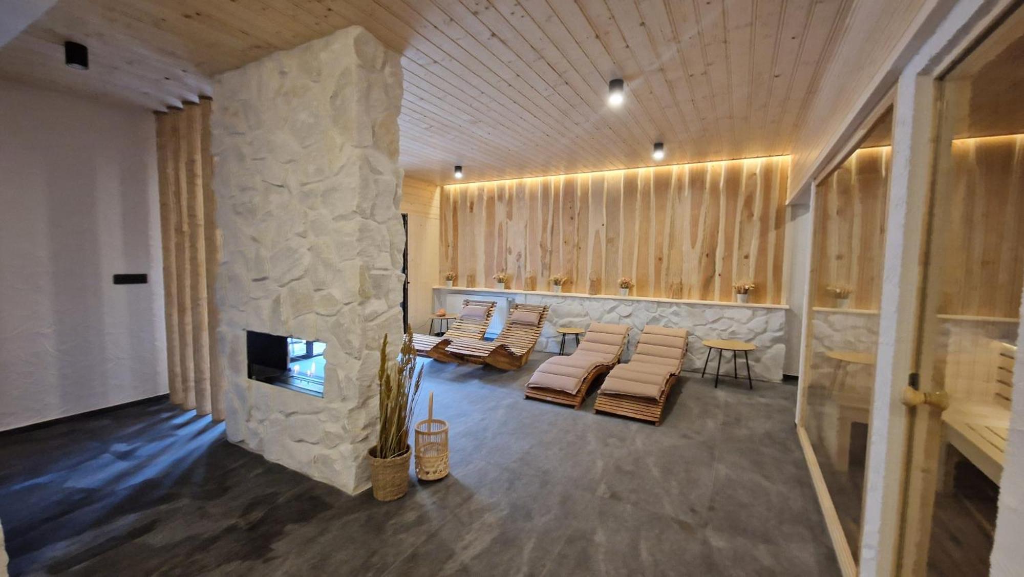 Chaty A Apartmany Kuria Na Taloch, Tale - Chopok Juh Exterior photo